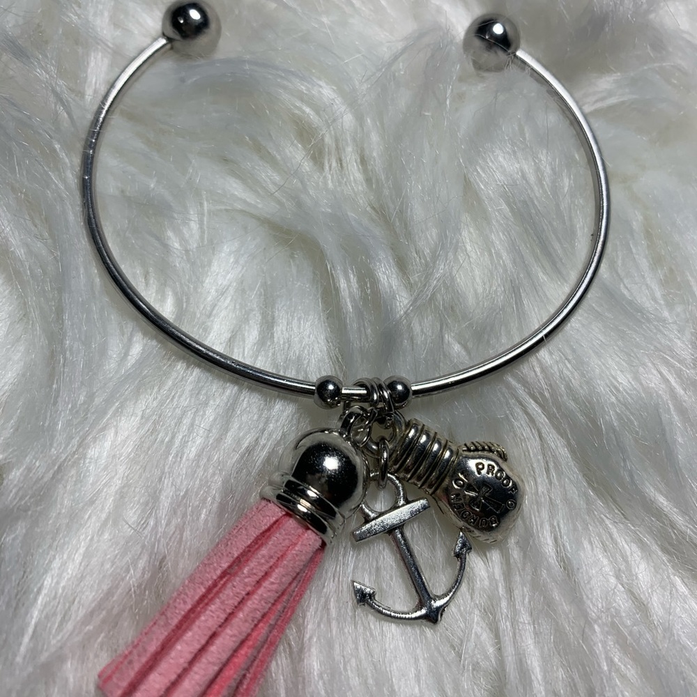 FabBangle - Picture 5 of 16